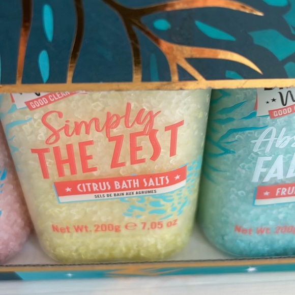 The Dirty Works set of 4 bath salts. New in box. - Picture 2 of 5